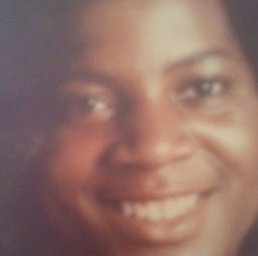 Denise Sanders Photo 26