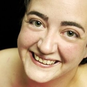 Chrissy Robinson Photo 34