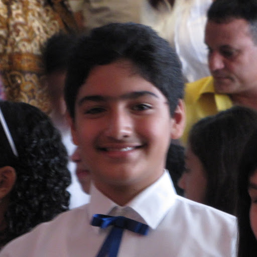 Hector Benitez Photo 25