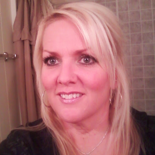 Shelley Love Photo 27