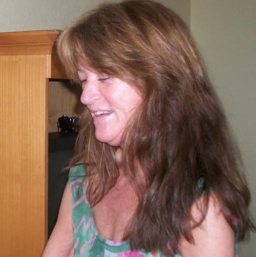 Jennifer Maclean Photo 40