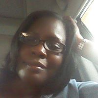 Angela Minor Photo 7