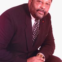 James Holley Photo 40