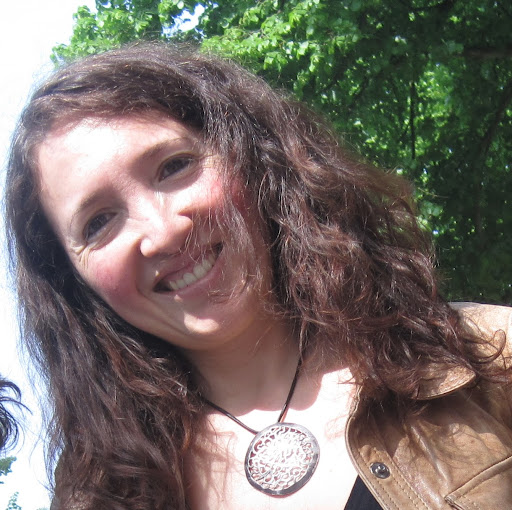 Debora Lopez Photo 14