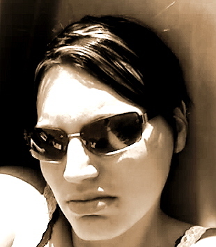 Dana Thomas Photo 10
