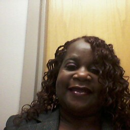 Gloria Brown Photo 12