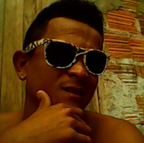 Alexsandro Almeida Photo 8
