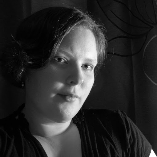 Kristin Gustafson Photo 31