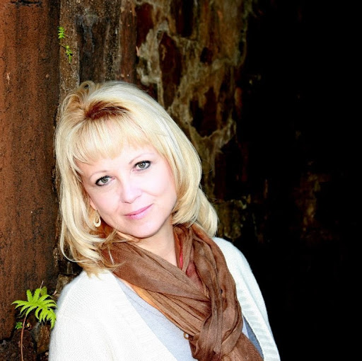 Linda Mayes Photo 22