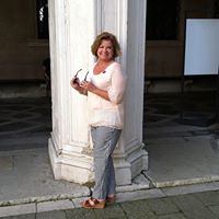 Christine Ryan Photo 12