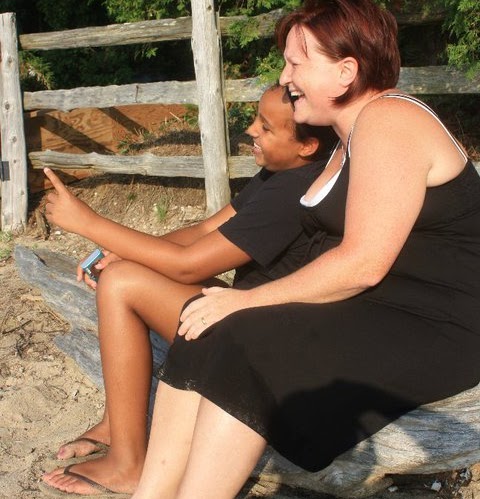 Anne Ingram Photo 17