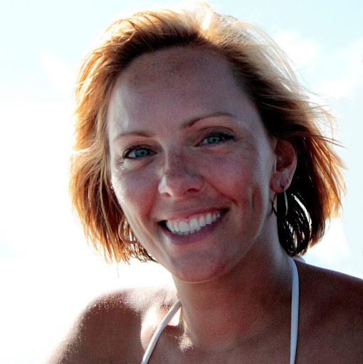Julie Schultz Photo 23