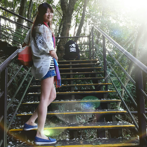 Gina Wu Photo 25