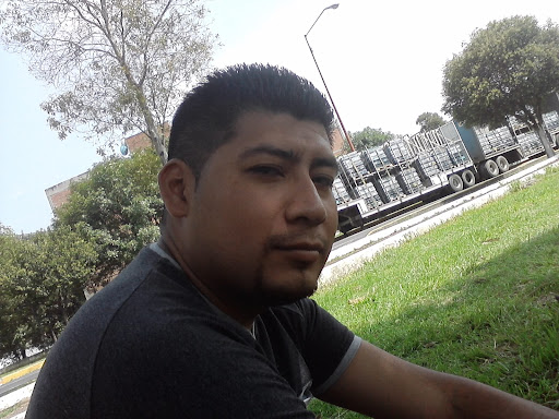 Erick Garcia Photo 34