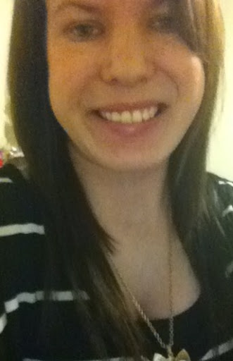 Amy Carroll Photo 5