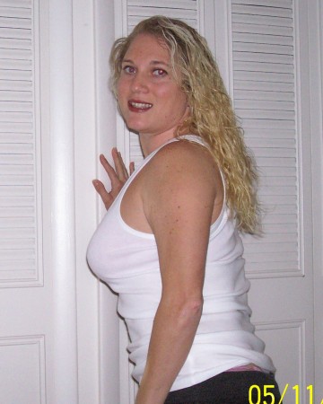 Julie Thornton Photo 40