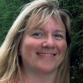 Denise Hoff Photo 17
