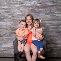 Kimberly Cunningham Photo 42