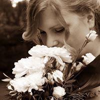 Vicky Key Photo 4