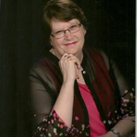 Ruth Downey Photo 26