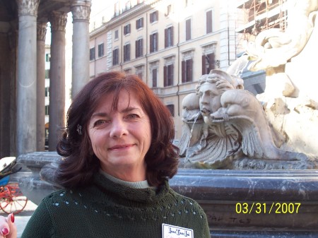 Kathleen Holt Photo 9