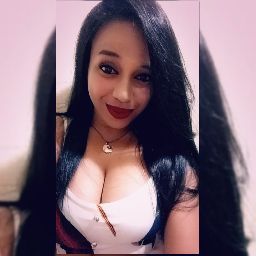 Daniela Saraiva Photo 17