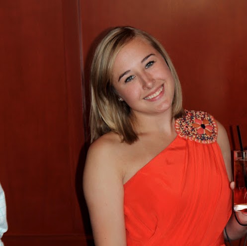 Rachel Hodges Photo 31