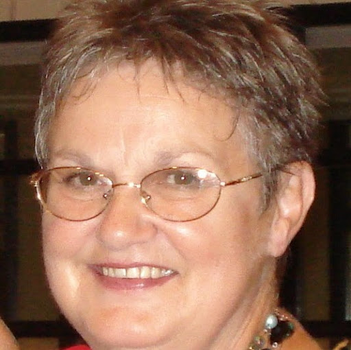 Esther Clark Photo 16