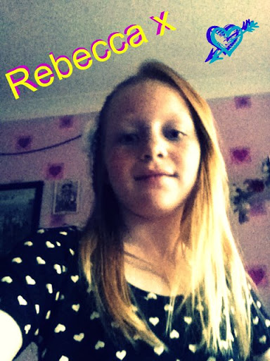 Rebecca Armstrong Photo 9