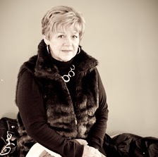 Bonnie Morgan Photo 29
