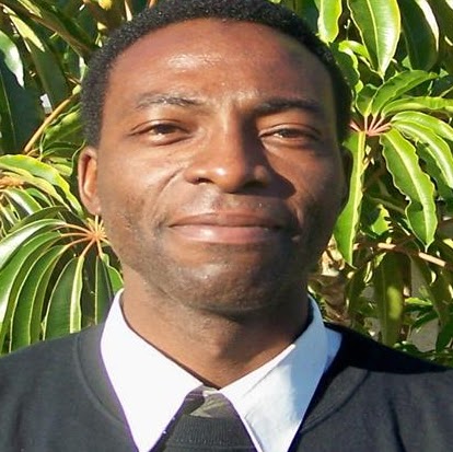 Roger Stephens Photo 37