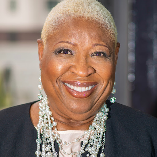 Brenda Wallace Photo 10