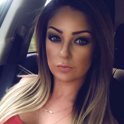 Amber Sanders Photo 9