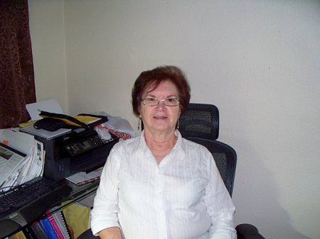 Mary Meadows Photo 27