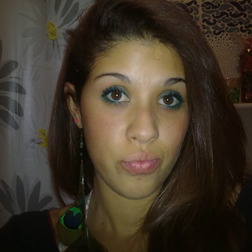 Angela Bravo Photo 8