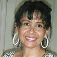 Gloria Lyons Photo 29