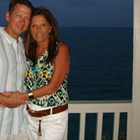 Renee Hartman Photo 20