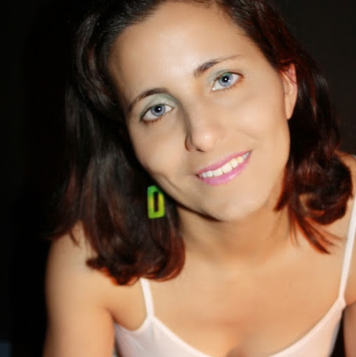 Vicky Foster Photo 17