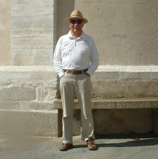 Larry Saunders Photo 17
