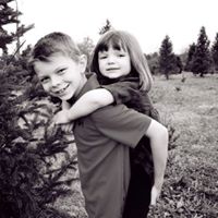 Laura Atkinson Photo 31