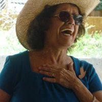 Linda Betts Photo 34