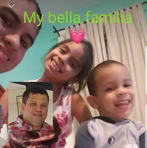 Elisa Reyes Photo 20
