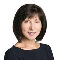 Laurie Benson Photo 46