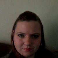 Stephanie Howard Photo 26