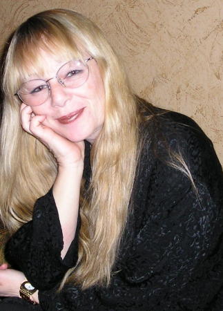 Sandra Ross Photo 15