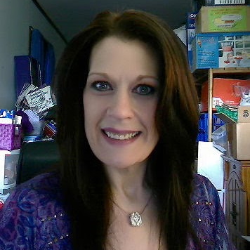 Suzanne Dale Photo 27