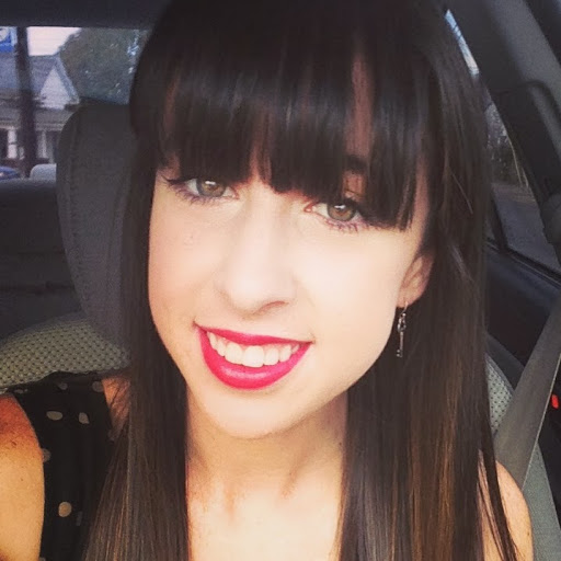 Katherine Arnold Photo 35
