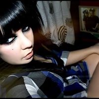 Katie Jennings Photo 33