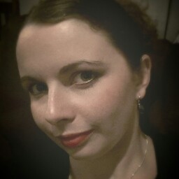 Erin Gilmour Photo 1