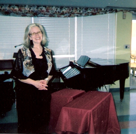 Sheila Lowe Photo 9